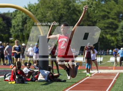 Thumbnail 2 in Section XI Girls Individual Championships photogallery.