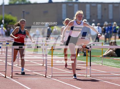 Thumbnail 3 in Section XI Girls Individual Championships photogallery.