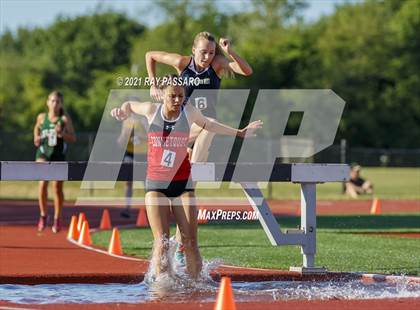 Thumbnail 2 in Section XI Girls Individual Championships photogallery.