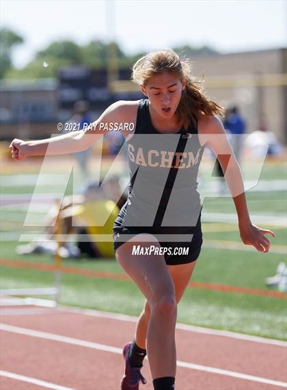 Thumbnail 1 in Section XI Girls Individual Championships photogallery.