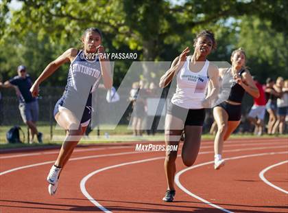 Thumbnail 1 in Section XI Girls Individual Championships photogallery.