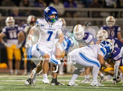 Thumbnail 2 in Mandeville @ Thibodaux (LHSAA Division II Select Regional) photogallery.