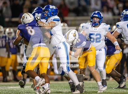 Thumbnail 3 in Mandeville @ Thibodaux (LHSAA Division II Select Regional) photogallery.