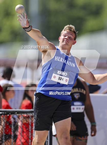 Thumbnail 2 in Class 3 Shot Put (MSHSAA State Championship) photogallery.