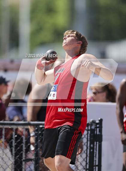 Thumbnail 2 in Class 3 Shot Put (MSHSAA State Championship) photogallery.