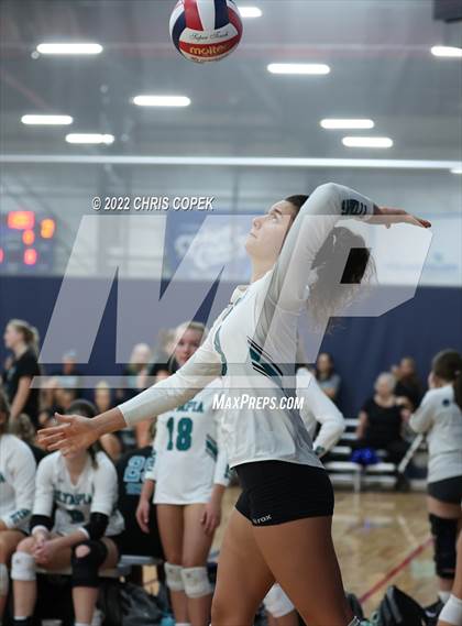 Thumbnail 1 in Olympia vs Bishop Moore (Nike Tournament of Champions) photogallery.