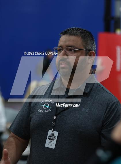 Thumbnail 2 in Olympia vs Bishop Moore (Nike Tournament of Champions) photogallery.