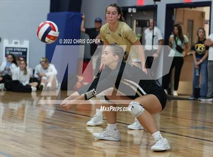 Thumbnail 3 in Olympia vs Bishop Moore (Nike Tournament of Champions) photogallery.