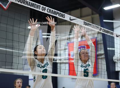 Thumbnail 2 in Olympia vs Bishop Moore (Nike Tournament of Champions) photogallery.
