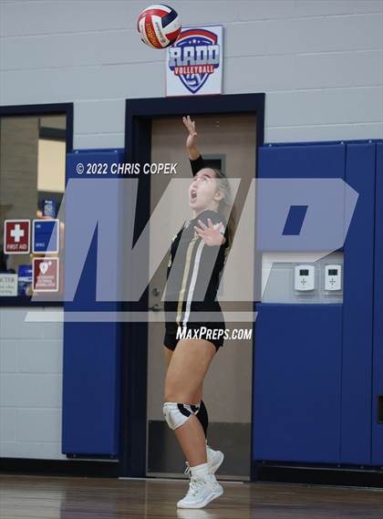 Thumbnail 2 in Olympia vs Bishop Moore (Nike Tournament of Champions) photogallery.