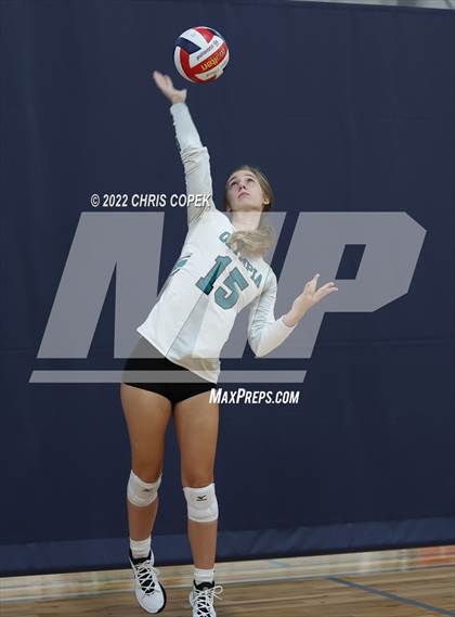 Thumbnail 2 in Olympia vs Bishop Moore (Nike Tournament of Champions) photogallery.