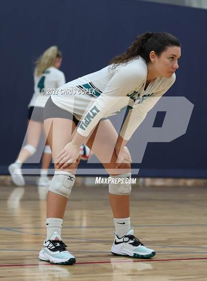 Thumbnail 1 in Olympia vs Bishop Moore (Nike Tournament of Champions) photogallery.