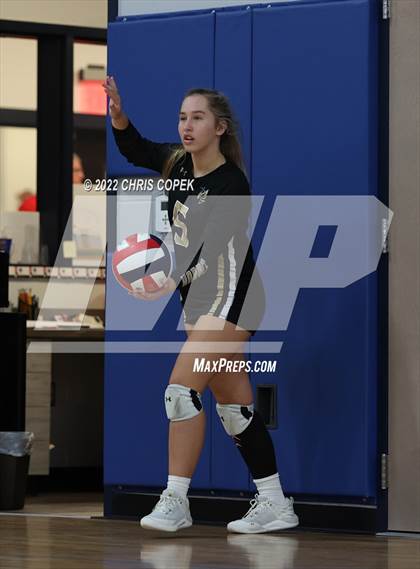 Thumbnail 3 in Olympia vs Bishop Moore (Nike Tournament of Champions) photogallery.