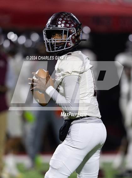 Thumbnail 1 in Appling County vs. Carver (GHSA 2A Round 2) photogallery.