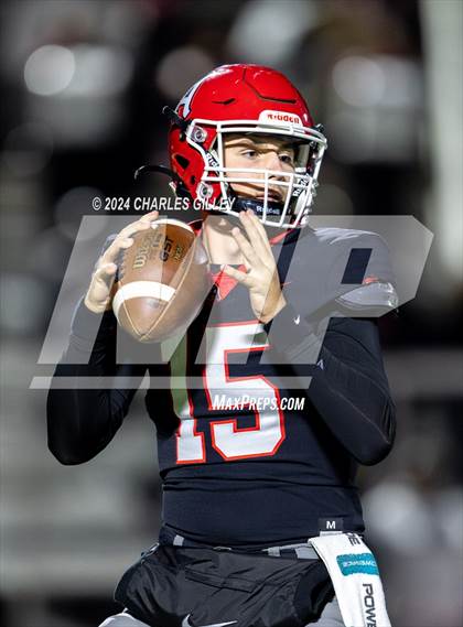 Thumbnail 2 in Appling County vs. Carver (GHSA 2A Round 2) photogallery.