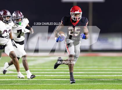 Thumbnail 3 in Appling County vs. Carver (GHSA 2A Round 2) photogallery.