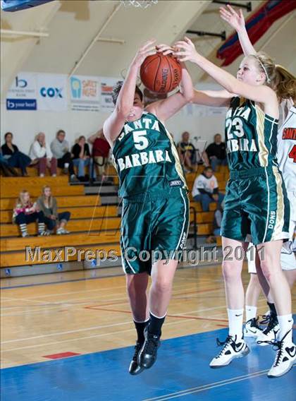 Thumbnail 3 in Santa Barbara vs. Santa Ynez (Gold Coast Tournament) photogallery.