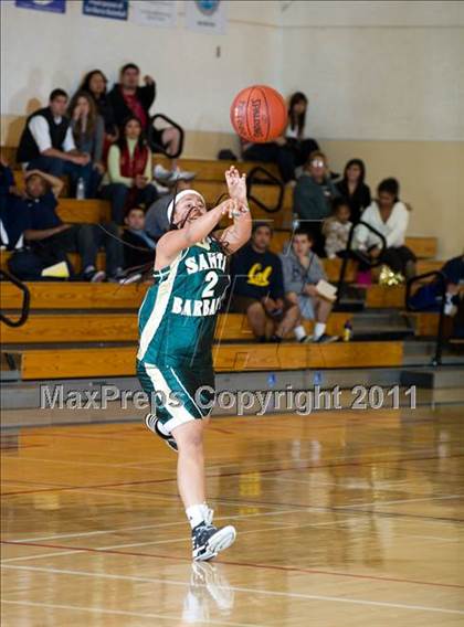 Thumbnail 3 in Santa Barbara vs. Santa Ynez (Gold Coast Tournament) photogallery.