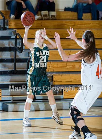 Thumbnail 2 in Santa Barbara vs. Santa Ynez (Gold Coast Tournament) photogallery.
