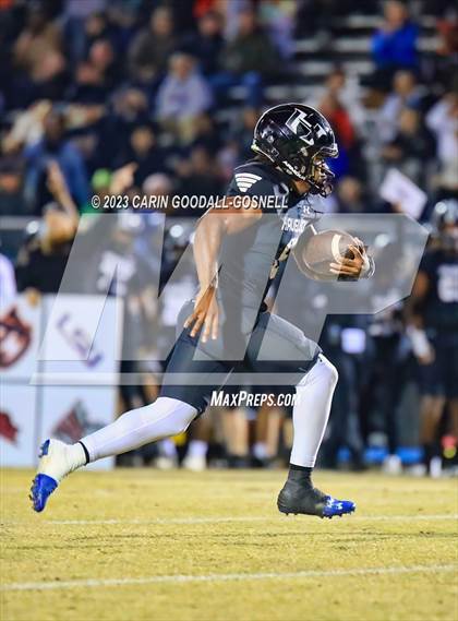 Thumbnail 3 in J.H. Rose @ Havelock (NCHSAA 3A Round 3 Playoff) photogallery.