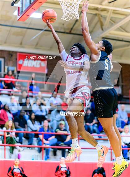 Thumbnail 2 in Link Academy @ Central photogallery.