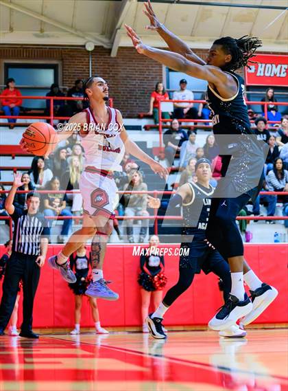 Thumbnail 3 in Link Academy @ Central photogallery.