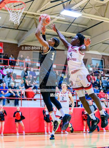 Thumbnail 1 in Link Academy @ Central photogallery.