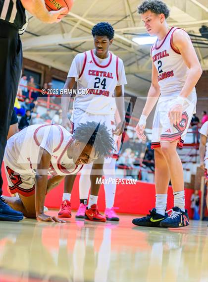 Thumbnail 3 in Link Academy @ Central photogallery.