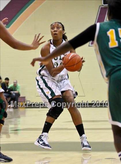 Thumbnail 2 in Brea Olinda vs. Long Beach Poly (Nike Tournament of Champions) photogallery.