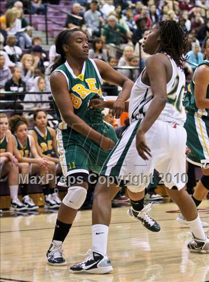 Thumbnail 2 in Brea Olinda vs. Long Beach Poly (Nike Tournament of Champions) photogallery.