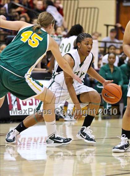 Thumbnail 1 in Brea Olinda vs. Long Beach Poly (Nike Tournament of Champions) photogallery.
