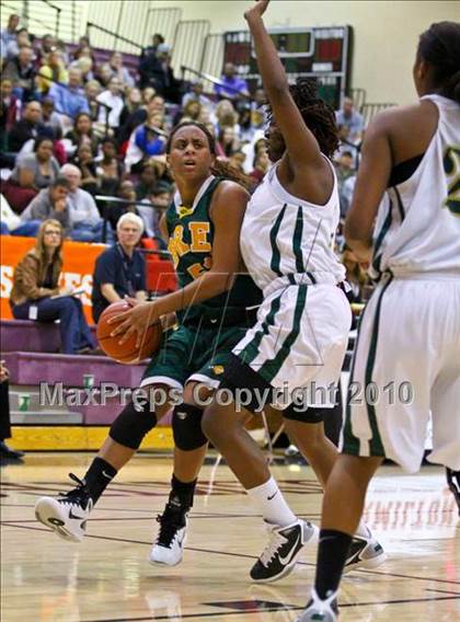 Thumbnail 2 in Brea Olinda vs. Long Beach Poly (Nike Tournament of Champions) photogallery.