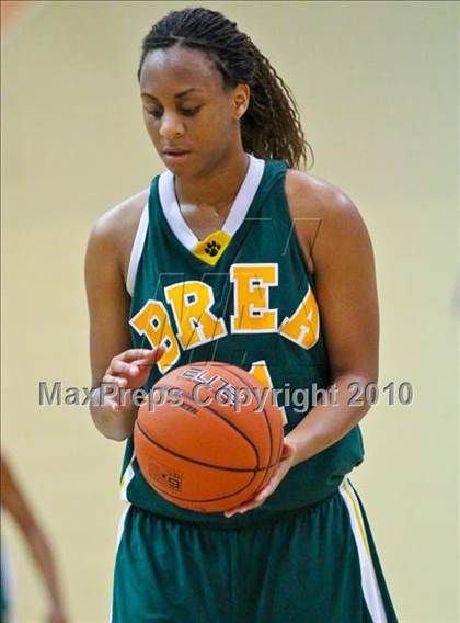 Thumbnail 2 in Brea Olinda vs. Long Beach Poly (Nike Tournament of Champions) photogallery.