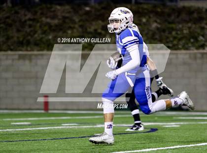 Thumbnail 2 in Fountain Valley vs. Edison photogallery.