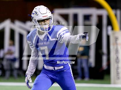 Thumbnail 2 in Fountain Valley vs. Edison photogallery.