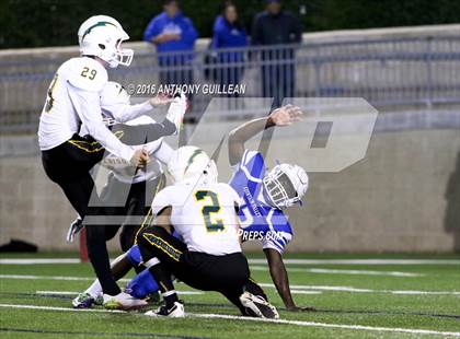 Thumbnail 2 in Fountain Valley vs. Edison photogallery.
