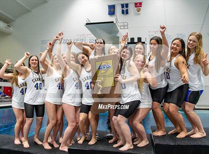 Thumbnail 2 in IHSAA State Final photogallery.