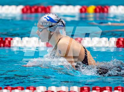 Thumbnail 1 in IHSAA State Final photogallery.