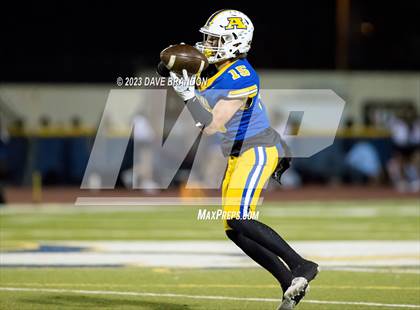 Thumbnail 1 in Moorpark @ Agoura photogallery.