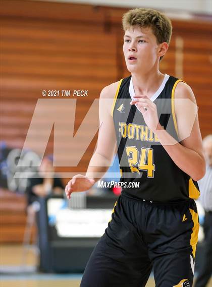 Thumbnail 2 in Foothill @ Villa Park photogallery.
