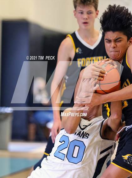 Thumbnail 1 in Foothill @ Villa Park photogallery.
