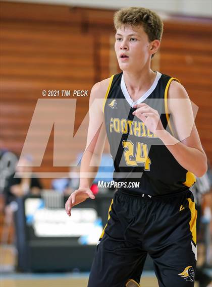 Thumbnail 3 in Foothill @ Villa Park photogallery.