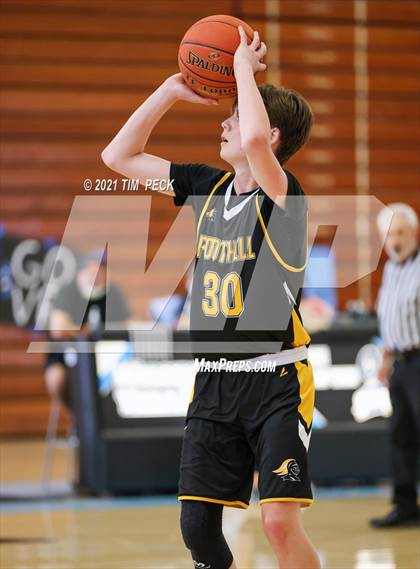 Thumbnail 3 in Foothill @ Villa Park photogallery.