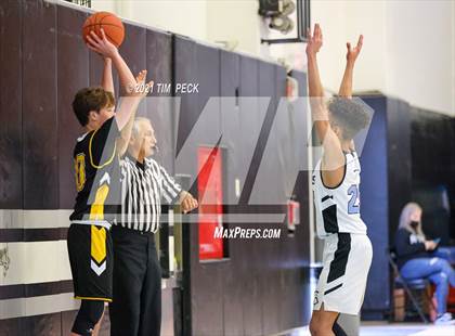 Thumbnail 3 in Foothill @ Villa Park photogallery.