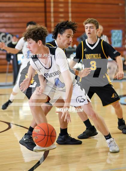 Thumbnail 1 in Foothill @ Villa Park photogallery.