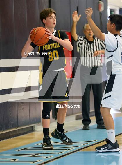 Thumbnail 3 in Foothill @ Villa Park photogallery.