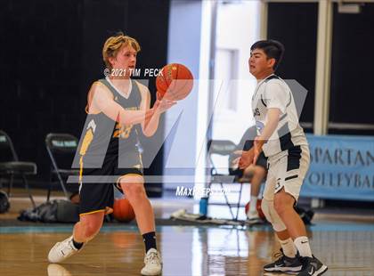Thumbnail 2 in Foothill @ Villa Park photogallery.
