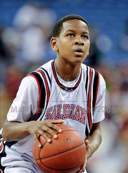 Thumbnail 1 in Bishop Montgomery vs. Salesian (CIF State D4 Final) photogallery.