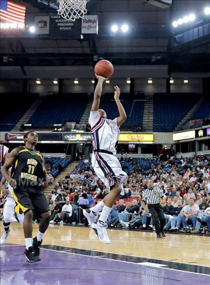 Thumbnail 1 in Bishop Montgomery vs. Salesian (CIF State D4 Final) photogallery.