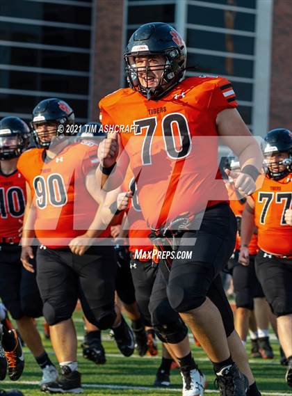 Thumbnail 2 in East Central @ Lawrenceburg photogallery.